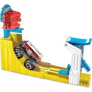 Hot Wheels Monster Truck Big Air Breakout play set